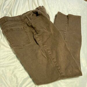 Gloria Vanderbilt ~ Amanda ~ Brown Jeans ~ Size 10